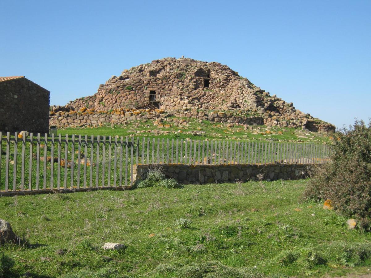 La Macchia Mediterranea Bacu Abis Esterno foto